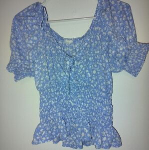 🖤3 For $15🖤Sienna Sky Blue and White Smocked Blouse with Flutter Sleeves
